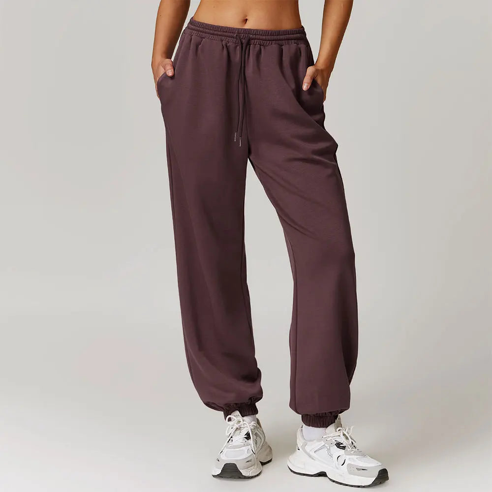 The Calm Sweatpants - Elevate Deep Wine / S