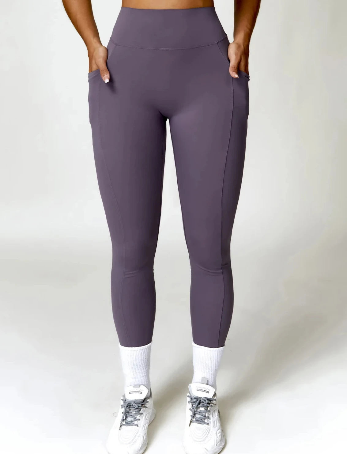 The Elevate Leggings