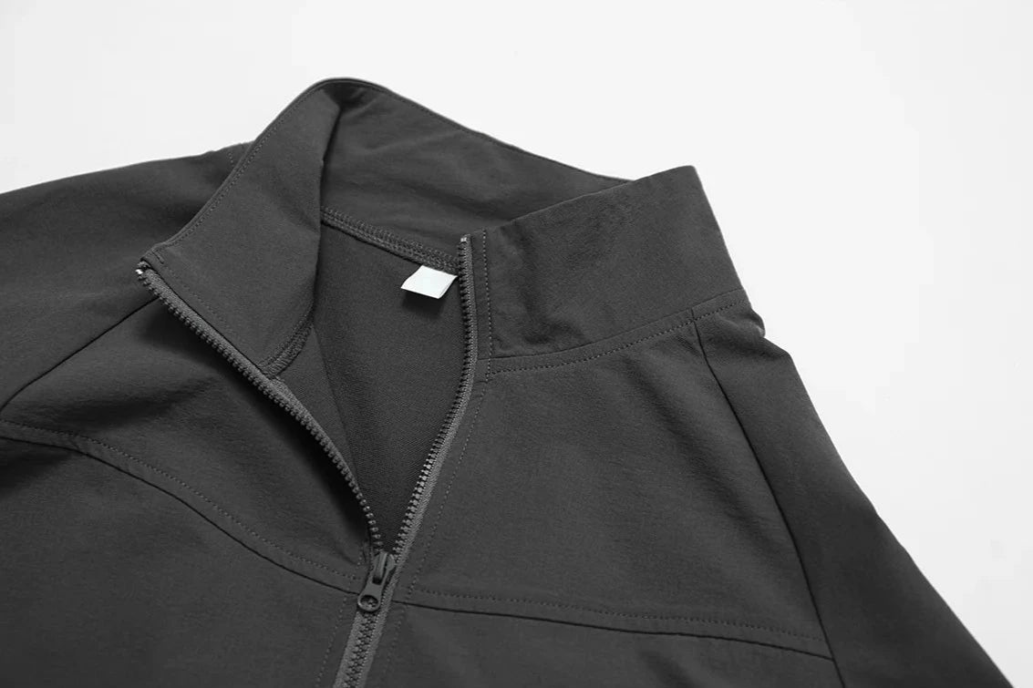 The Persistent Jacket- Windbreaker - Elevate Apricot / S